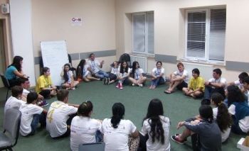 სიქა სამოქალაქო განათლების საზაფხულო ბანაკს ახორციელებს