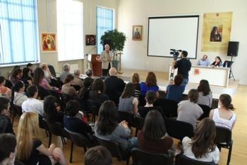 კახი და ირაკლი კავსაძეები ქართულ უნივერსიტეტში სტუდენტებს შეხვდნენ
