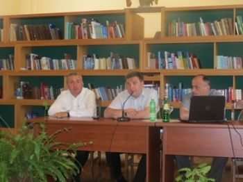 ქუთაისის მერის მოვალეობის შემსრულებელი შოთა მურღულია სტუდენტებს შეხვდა