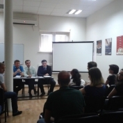 დისკუსია სავალდებულო სამხედრო სამსახურის შესახებ